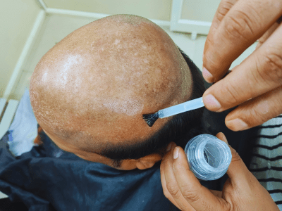 Applying Glow For Hair Bonding